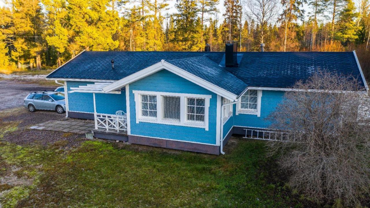 ホテルVarminkosken Leirinta Liminka エクステリア 写真