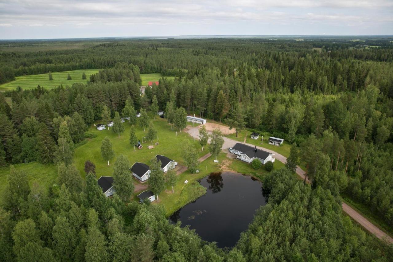 ホテルVarminkosken Leirinta Liminka エクステリア 写真